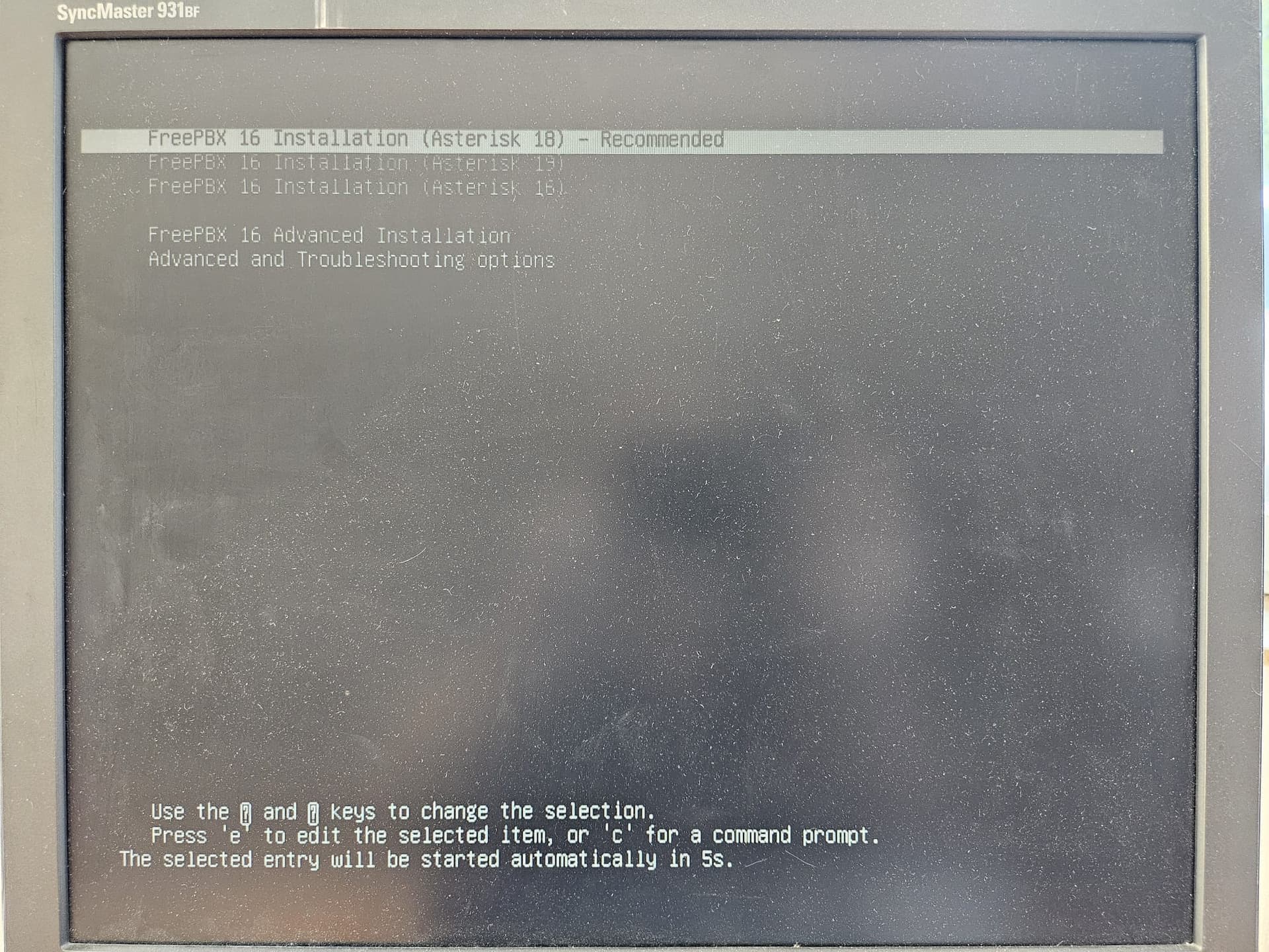 Installing Problem - Distro Discussion & Help - FreePBX Community